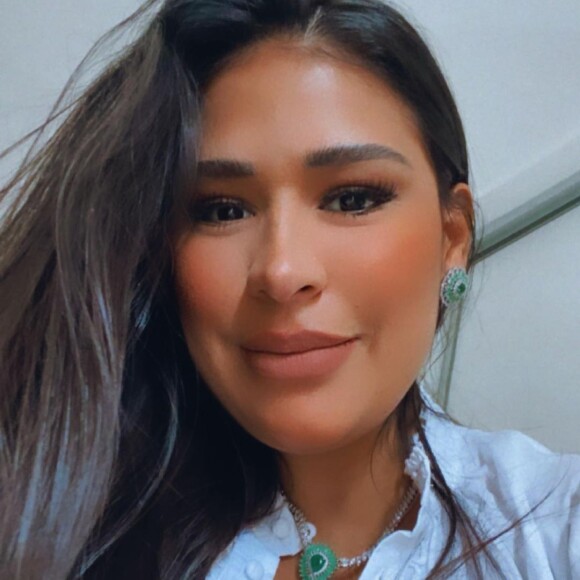 Simone diz que hoje em dia é mais estressada que a irmã, Simaria, e que as duas costumavam brigar no passado