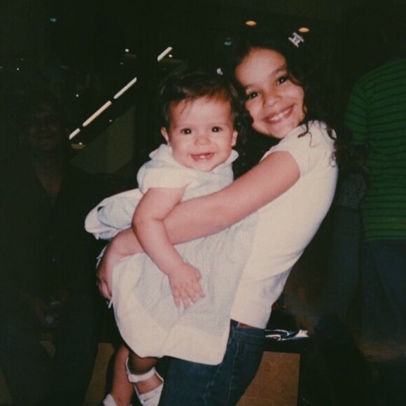 Vídeo de Bruna Marquezine atuando com 5 anos agita web