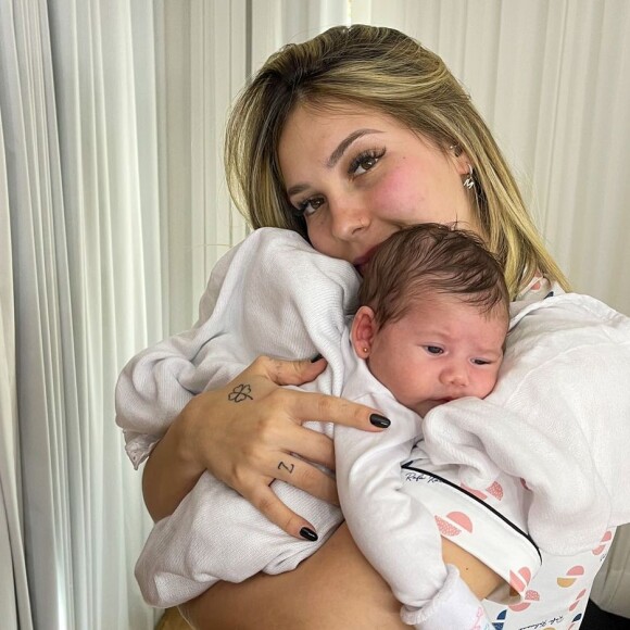 A filha de Virgínia Fonseca vai completar 2 meses de vida nessa sexta-feira, dia 30 de julho