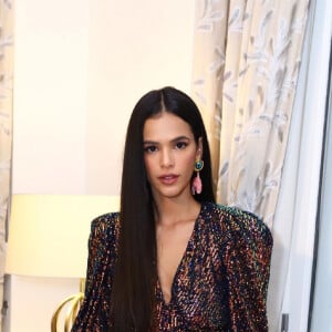 Bruna Marquezine não falou sobre o assunto, mas ela já avisou que não aguenta mais responder a perguntas sobre namoro