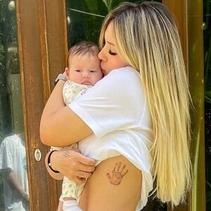 Virgínia Fonseca fez uma tatuagem em homenagem à filha