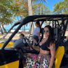 Andressa Suita viajou recentemente com a família para a Bahia