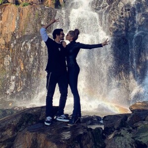 O romance entre Grazi Massafera e Caio Castro teria acabado após quase dois anos