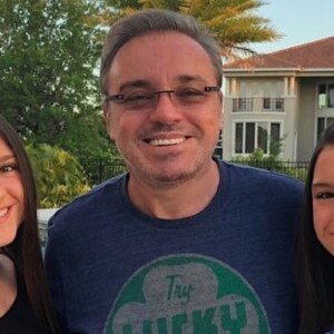 Confira troca de e-mails entre filhas de Gugu e a tia, Aparecida Liberato