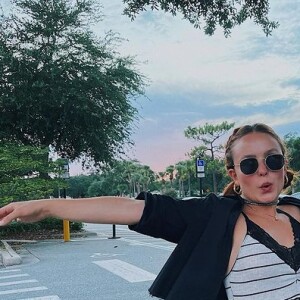 Médico de Larissa Manoela a tranquiliza e garante que atriz pode ter filhos, mesmo com endometriose