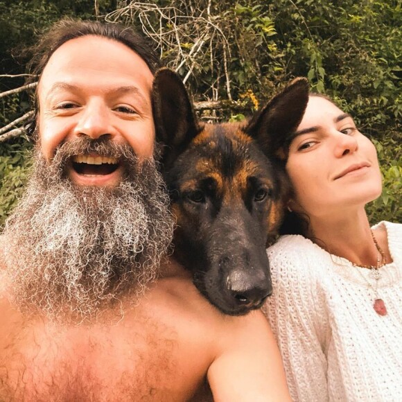 Julianne Trevisol terminou namoro com cunhado de Sandy