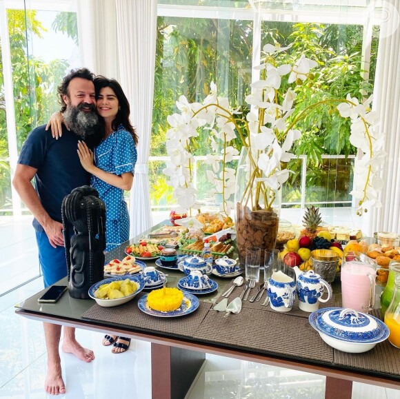 Julianne Trevisol terminou namoro com cunhado de Sandy