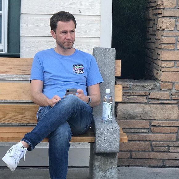 Tiago Leifert pretende viajar, voltar a estudar e passar tempo com família após saída da Globo: 'Minha filha está crescendo, quero ver ela dançar. A prioridade é essa'