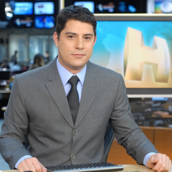 O desligamento de Evaristo Costa foi oficialmente divulgado pela CNN Brasil em 3 de setembro de 2021