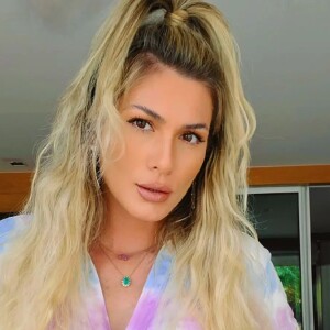 Lívia Andrade namora o empresário Marcos Araújo, ex-marido da influencer Pétala Barreiros