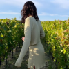 Bruna Marquezine conheceu de perto todo o processo de fabricação de um vinho