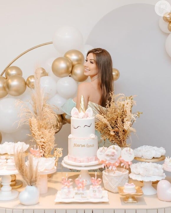 Maria Lina fez uma festa de aniversário para comemorar os 23 anos