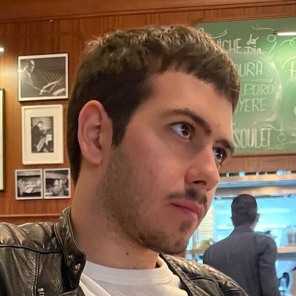 Filho de Alessandra Negrini e Murilo Benício, Antonio rouba a cena em foto da mãe, Alessandra Negrini