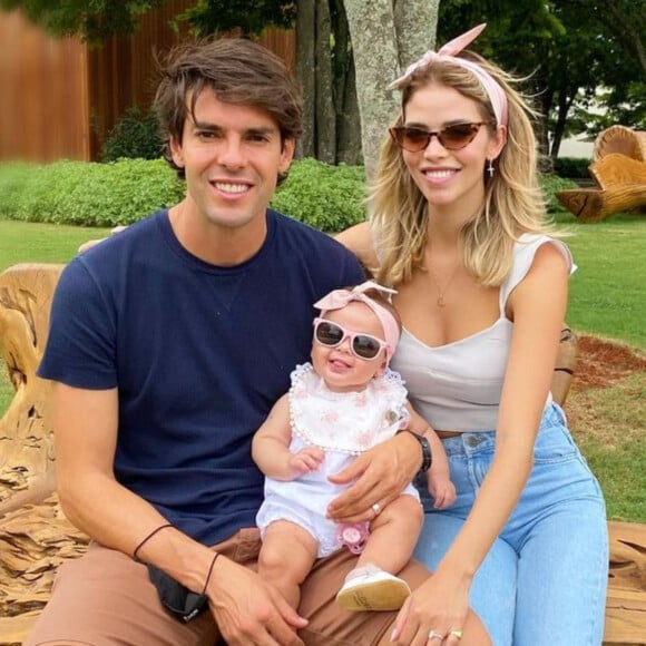 Carol Dias e Kaká estão tentando engravidar mais uma vez, após comemorarem 1 ano da filha, Esther