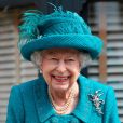 Médicos afirmaram que rainha Elizabeth II deveria deixar de beber seus drinks
