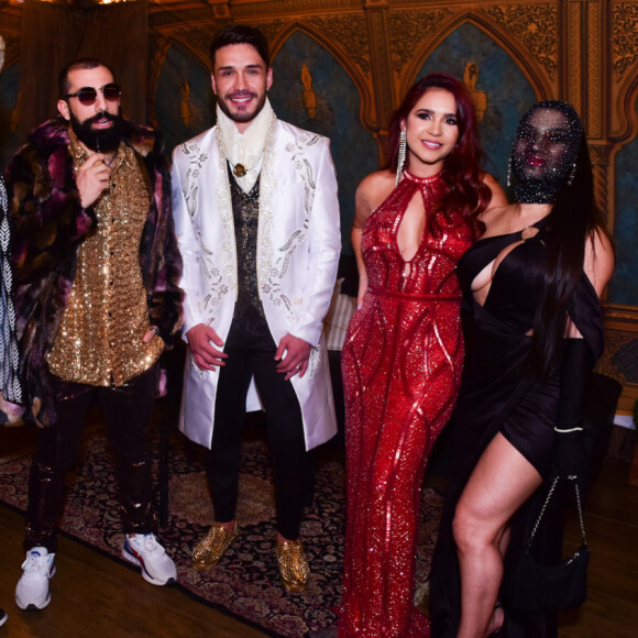 Ex-BBB Flay fez festa de aniversário com tema Dubai nesta terça (19) com convidados famosos em São Paulo