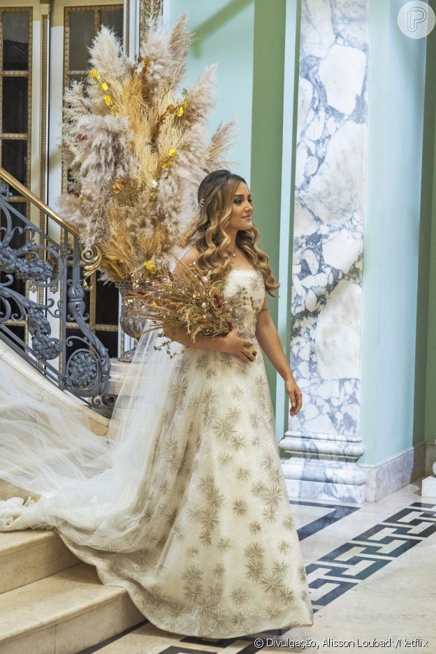 'Casamento às Cegas': Luana Braga escolhe vestido de noiva com bordados de estrela
