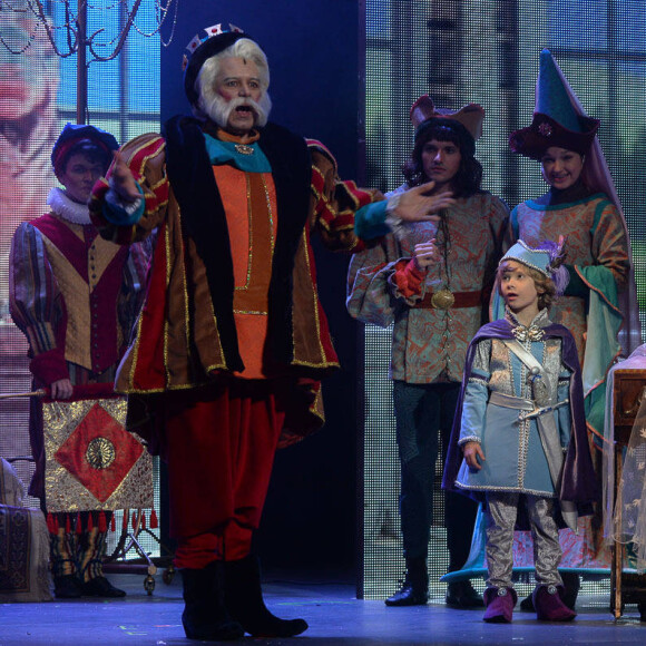 Adriane Galisteu brincou sobre a estreia de Vittorio: 'Diz que está melhor que eu'