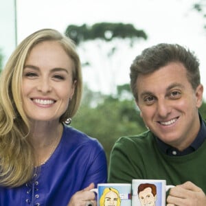 O presente é uma lembrança pelos 17 anos de casamento com Luciano Huck