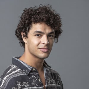 Novela 'Quanto Mais Vida Melhor': Antônio (Matheus Abreu), filho de Guilherme (Mateus Solano) e Rose (Bárbara Colen), se dá melhor com a mãe