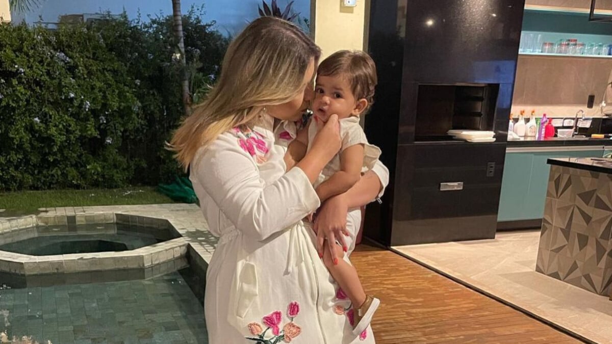 Foto: Guarda do filho de Marília Mendonça ficará entre Murilo Huff e ...
