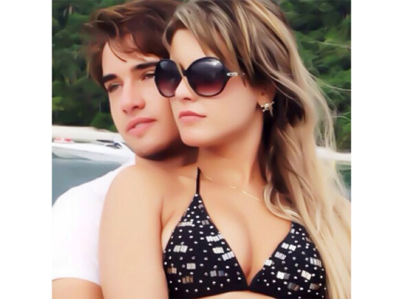 Babi Rossi publica foto romântica com Olin Batista