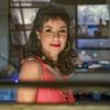 Novela 'Um Lugar ao Sol': Bárbara (Alinne Moraes) liga para Lara (Andréia Horta), mas cozinheira diz não conhecer nenhum Renato Meirelles