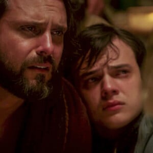Reta final de 'Gênesis': Benjamin (Marcus Bessa) também chora ao rever o único irmão por parte de pai e mãe na novela