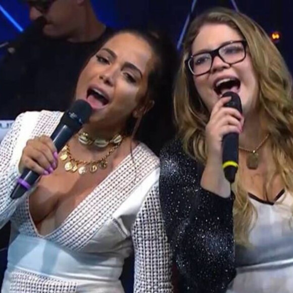 Anitta se desesperou após morte de Marília Mendonça