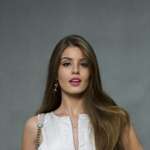 Camila Queiroz foi demitida da Globo em novembro de 2021