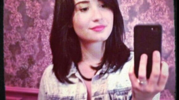 Demi Lovato corta o cabelo e publica o novo visual no Twitter