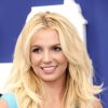 Britney Spears sempre usou cabelos longos e platinados, o estilo foi marca registrada durante praticamente toda a sua carreira