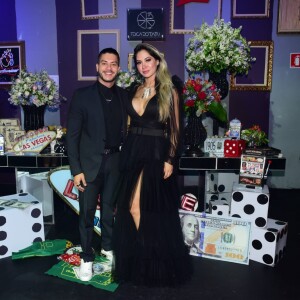 Mayra Cardi e Arthur Aguiar marcaram presença na festa de 25 anos de Gabi Martins após reatar romance