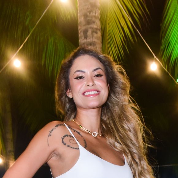 Sarah Andrade esteve na Farofa da Gkay, realizada no resort Marina Park Hotel, em Fortaleza