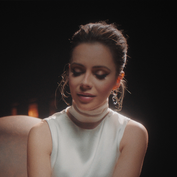 Sandy está de volta com música nova!