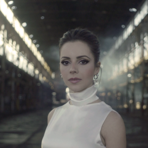 Sandy lançou a música 'Universo Reduzido', que chegou às plataformas digitais hoje (10)