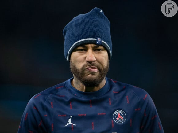 Neymar voltou da sua casa em Paris, na França no dia 22 de dezembro e já começou a promover eventos, incluindo os preparativos para seu Réveillon em Mangaratiba