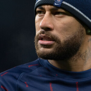 Mansão de Neymar em Mangaratiba já conta com grande pista de dança, telão, mesa de DJ, bar e área para buffet para acomodar seus convidados do Réveillon