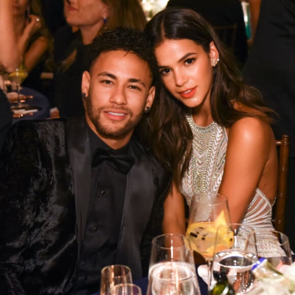 Bruna Marquezine e Neymar completaram três anos separados