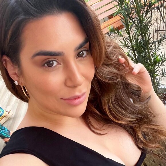 Naiara Azevedo teria dado uma festa de despedida dos amigos antes do 'BBB'