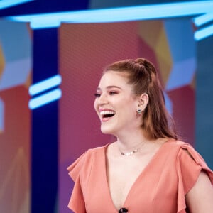 Camilla de Lucas foi confundida com Ana Clara no programa do 'BBB 22', e foi substituída por Priscilla Alcântara no 'The Masked Singer', anunciando um tempo das redes sociais em seguida