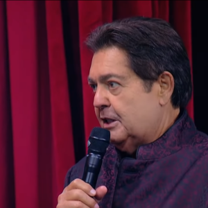 Faustão chamou os 'reclames do plim-plim' antes dos comerciais em gravação na Band