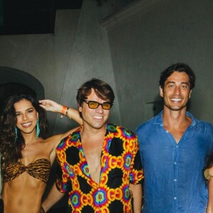 Mariana Rios passou o fim do ano ao lado de amigos famosos em Noronha
