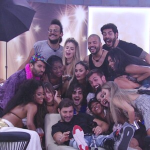 'BBB 22': participantes com Covid-19 seriam do grupo 'Pipoca', segundo a coluna Splash