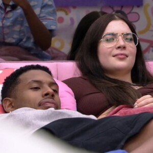 Jade Picon não citou nomes, mas a web começou a shippar a influencer com Paulo André