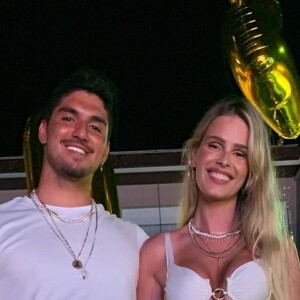 Gabriel Medina e Yasmin Brunet estão separados, mas escolheram viver de aparência, segundo fontes ouvidas pelo colunista Leo Dias