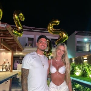 Gabriel Medina e Yasmin Brunet separados: ela publicou essa semana uma declaração de amor para o marido