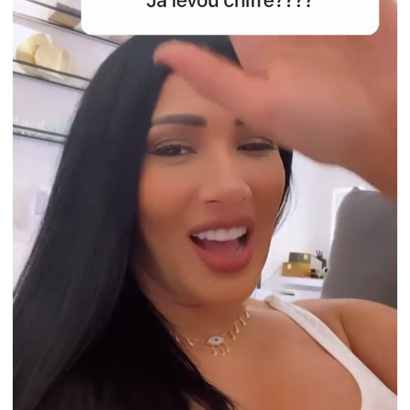 Simaria revelou que já foi traída: 'Teve uma época que eu tomei tanto chifre que eu andava empenada'