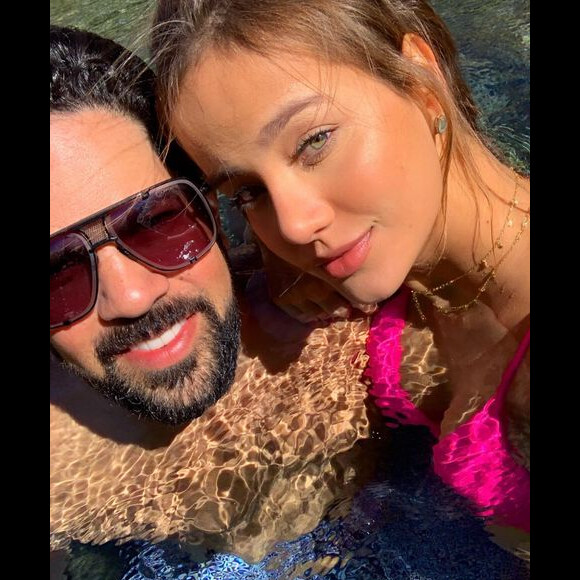 Biah Rodrigues e Sorocaba ganharam ainda o carinho de internautas, que afirmaram que o casal era perfeito