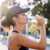 Hidratar-se é fundamental: ao menos 2 litros de água por dia